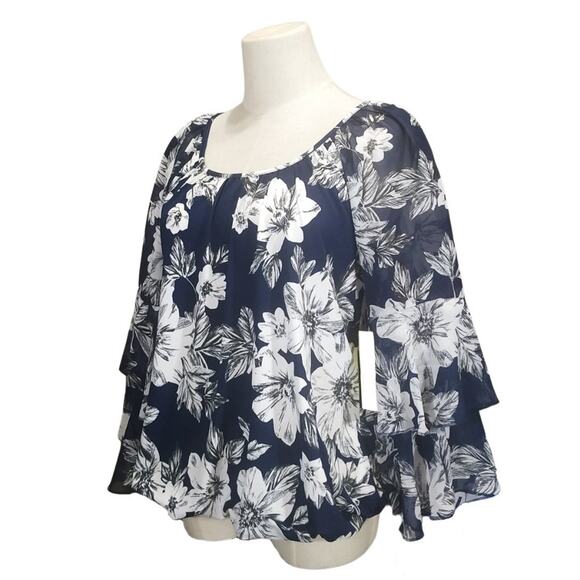 Perception Concepts Floral Bell Sleeve Top NWT - Picture 3 of 10